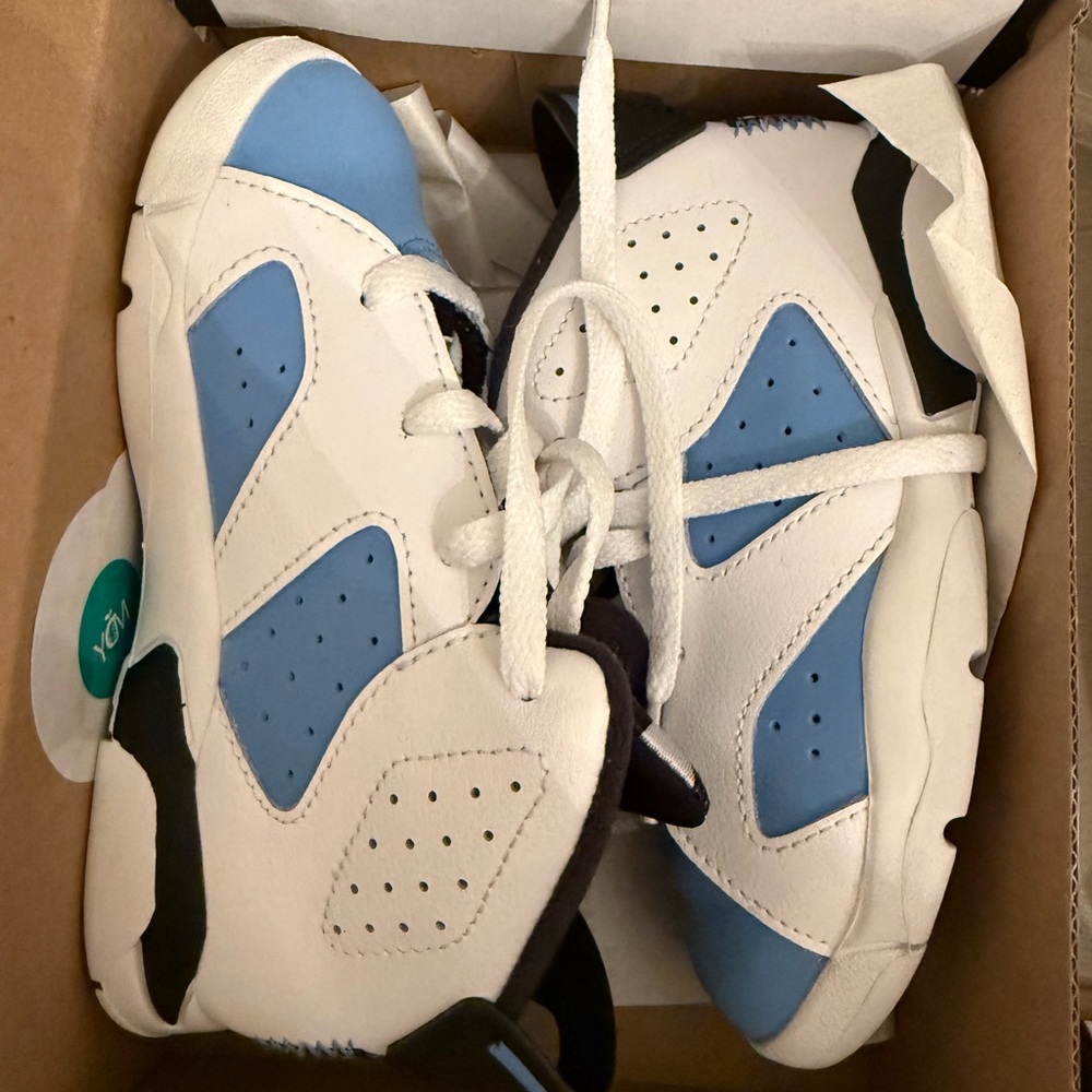Jordan size 6 toddler 9c.  Worn once, practically new.  Box included
